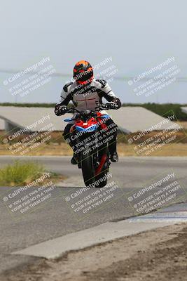 media/May-26-2025-Lets Ride (Mon) [[3bf1de1d65]]/C Group/1240pm (Wheelie Bump)/